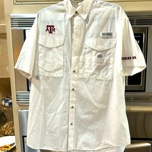 Men’s M Columbia PFG Fishing Shirt Texas A & M